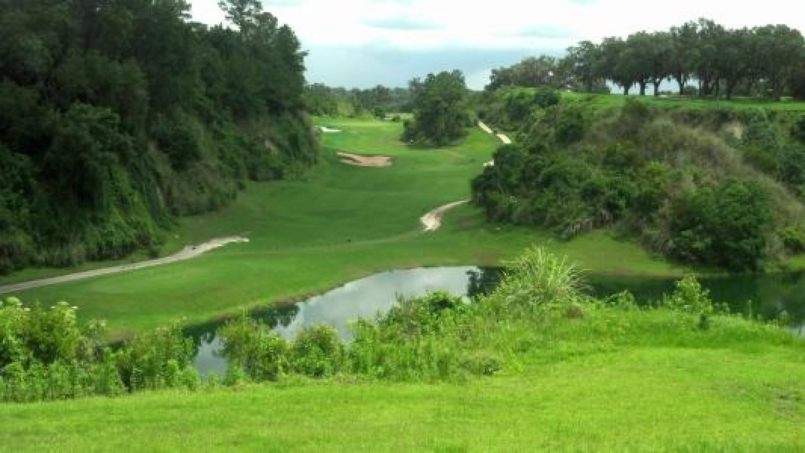 Hole 13 (Photo submitted by u000007429173 on 06/12/2013)