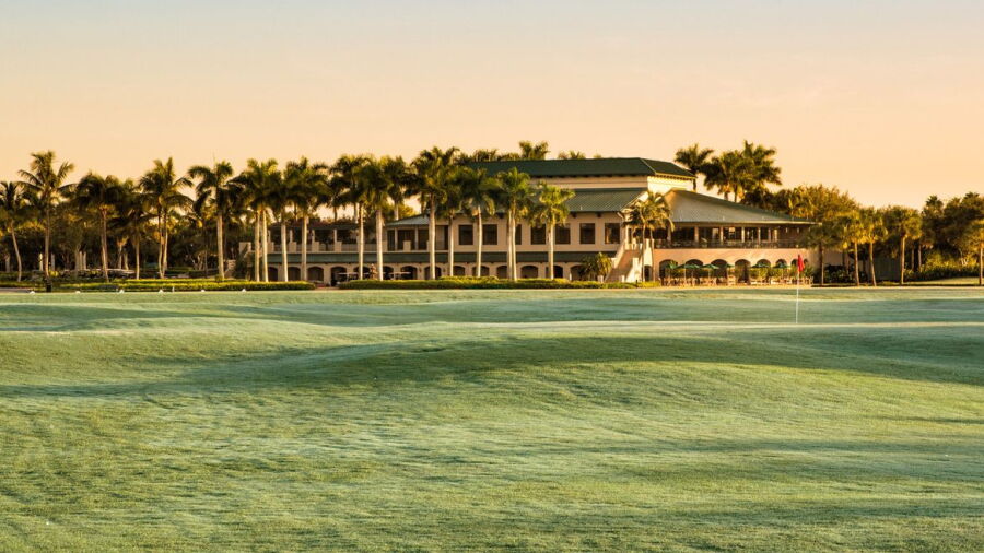 Pelican Marsh GC: Clubhouse
