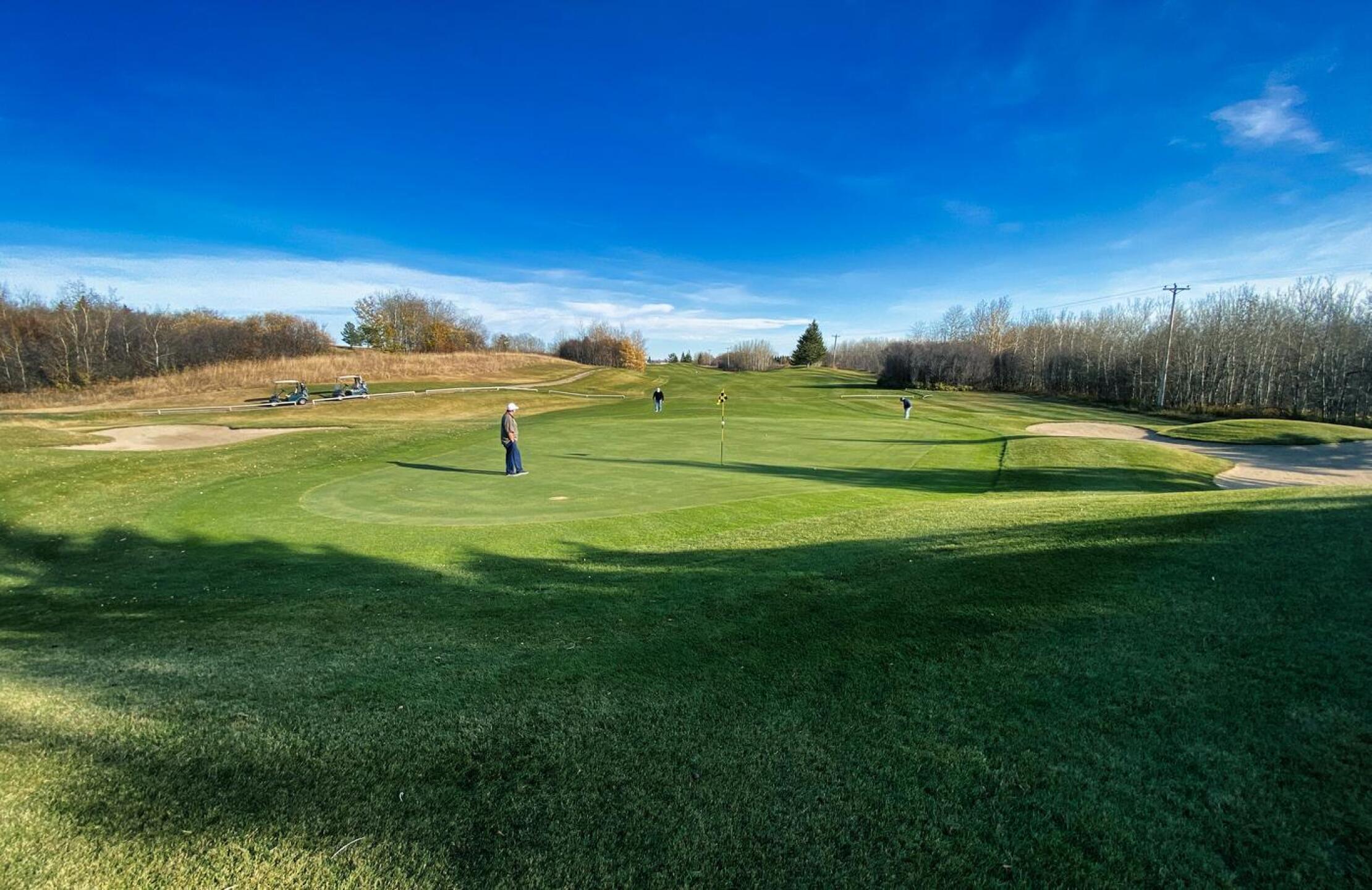 Two Hills Lions G&CC, Hole 2, Par 5, 482 yds (Photo submitted by DYakimec on 12/25/2022)