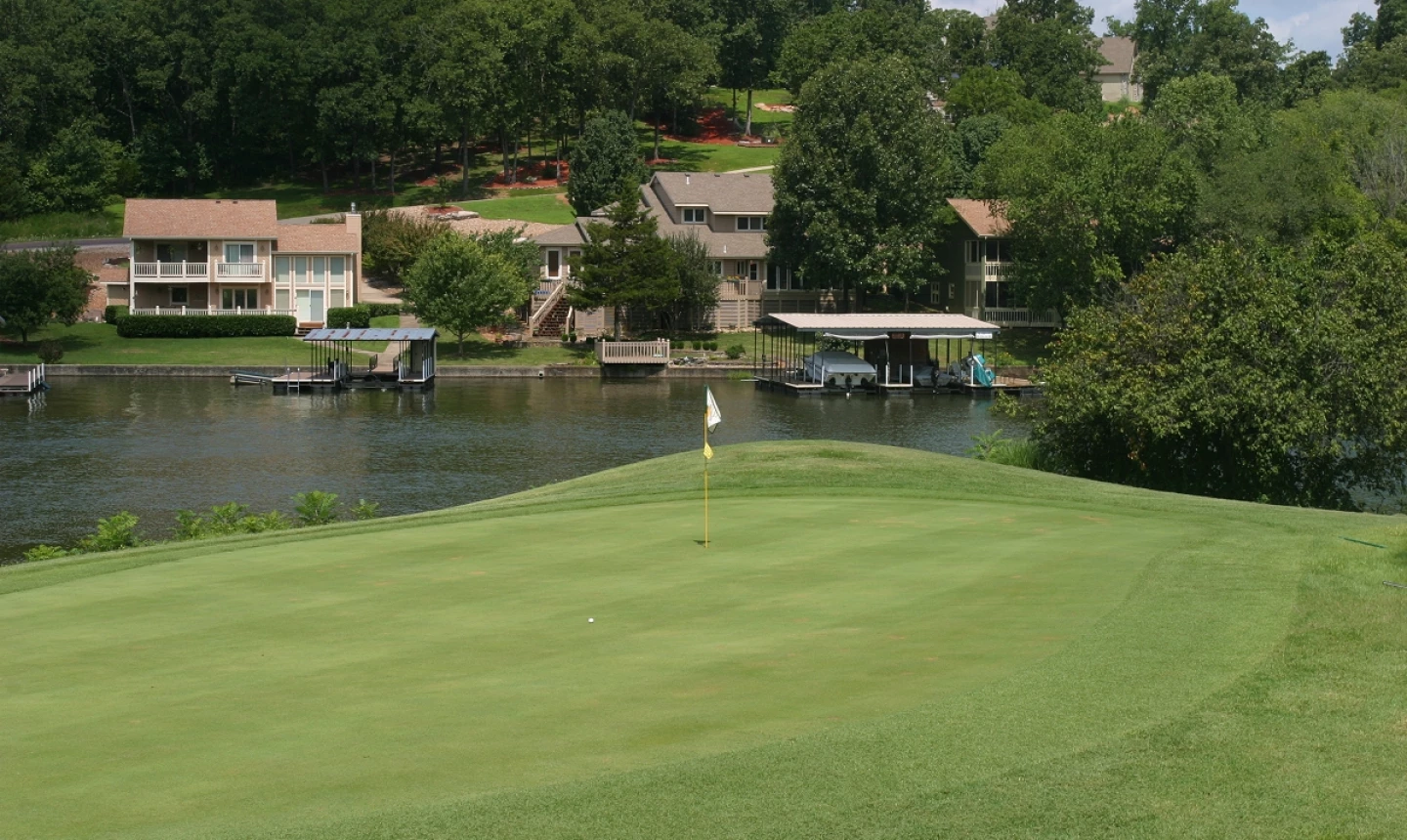 The Oaks at Tan-Tar-A Resort - No. 14