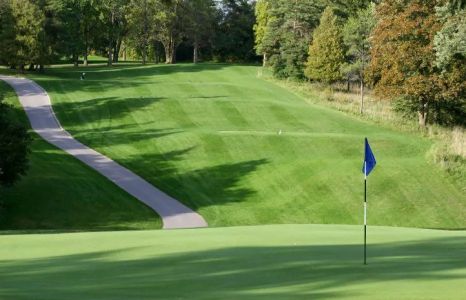 Sunningdale GCC - Thompson: #16