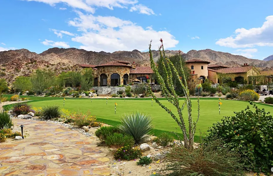 Reserve Club: Clubhouse