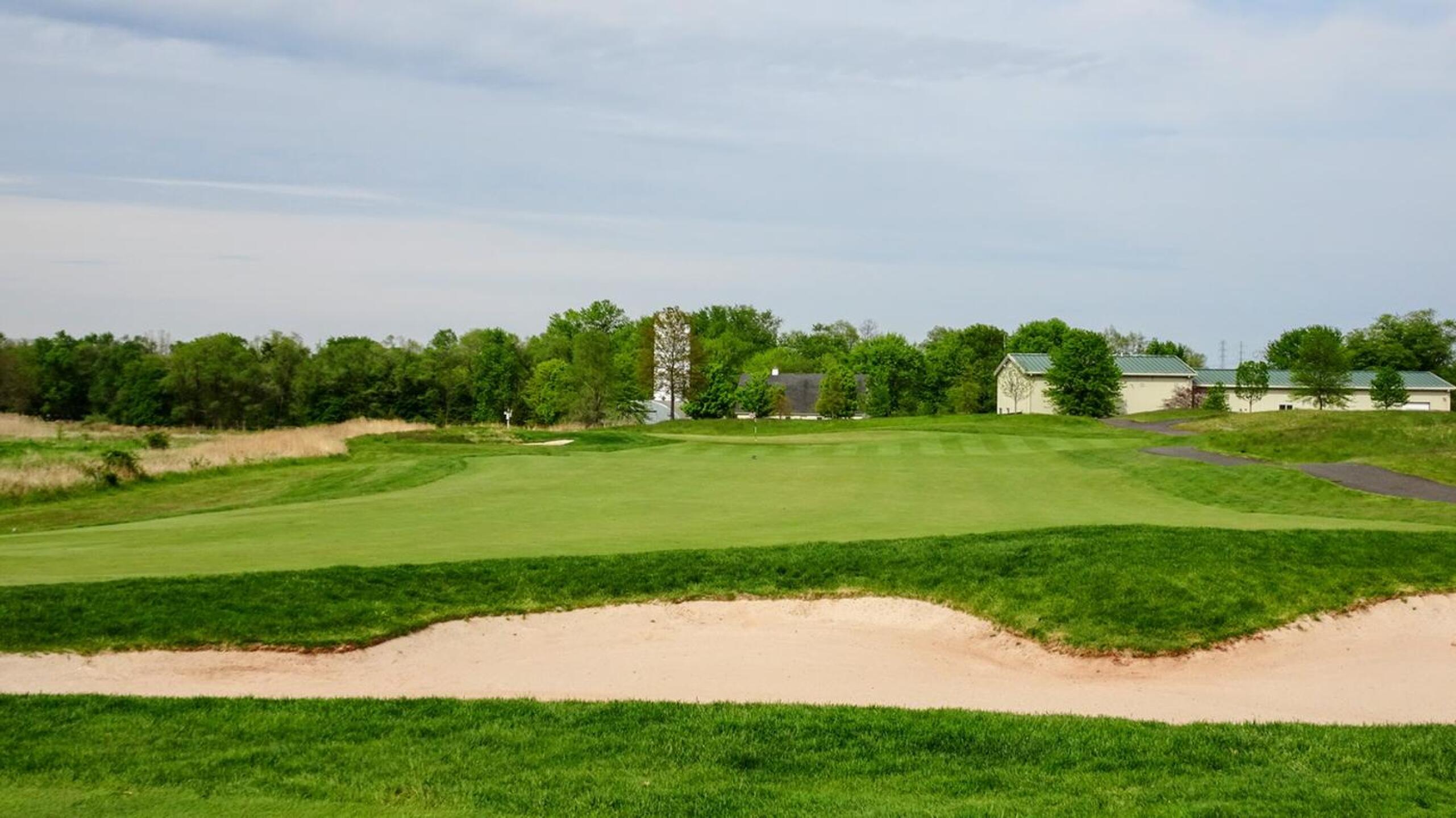 The par-4 4th on Lake (Photo submitted by Back9Ben on 05/21/2020)