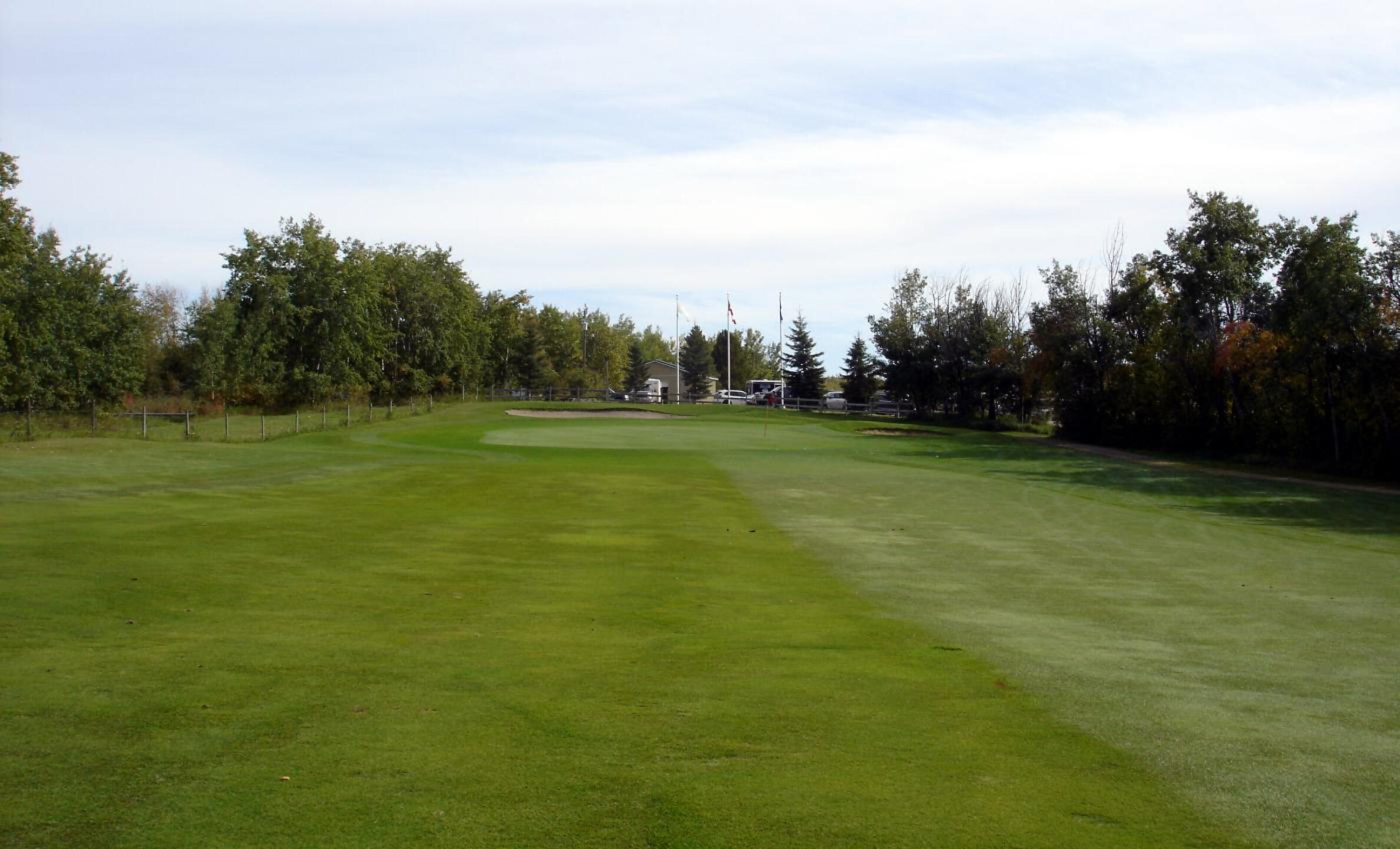 Lac La Biche Golf Club, Hole 9, Par 4, 401 yds (Photo submitted by DYakimec on 09/30/2019)