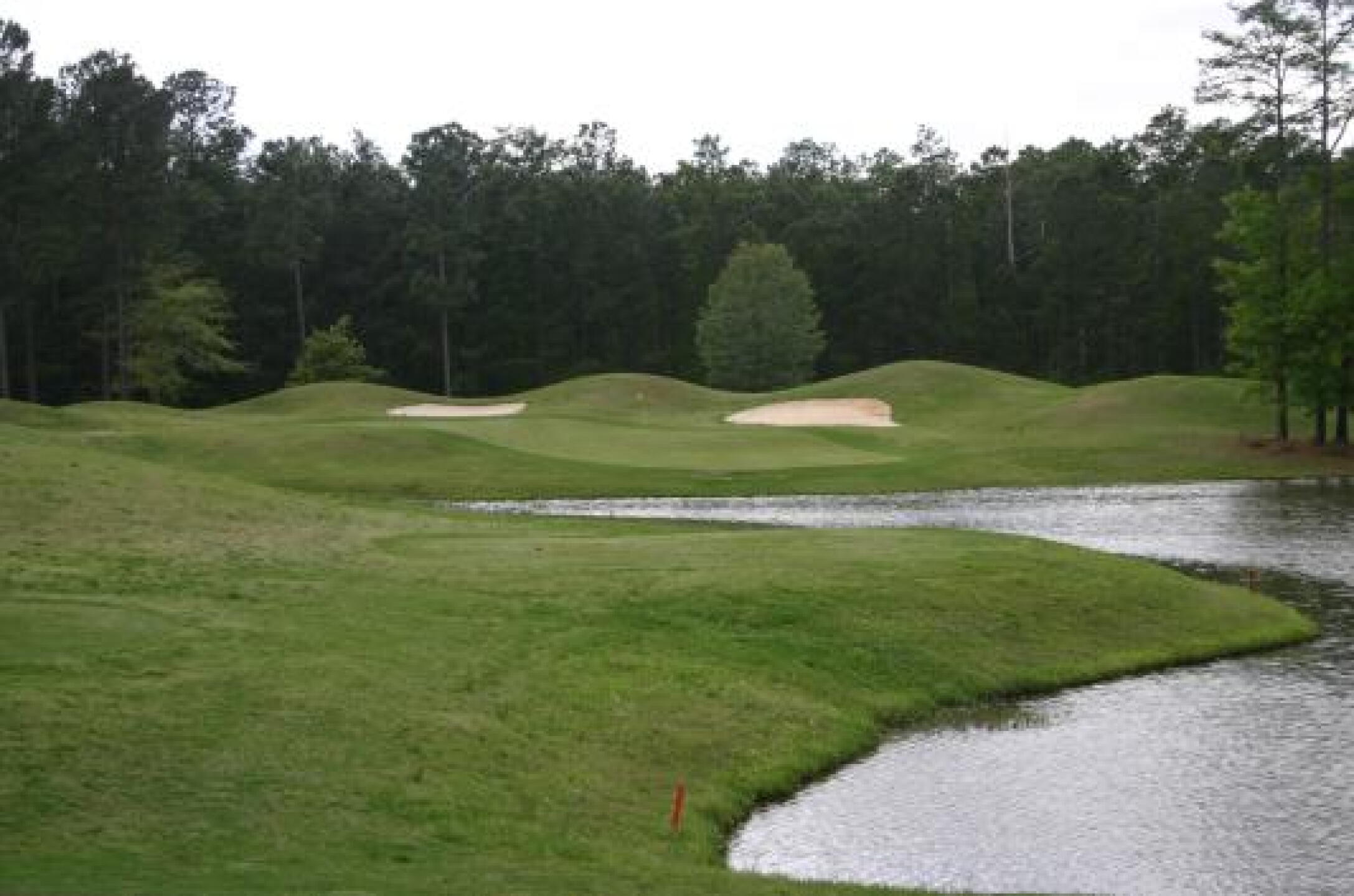 17th Hole, Par 3 (Photo submitted by tomumps2000 on 04/22/2013)