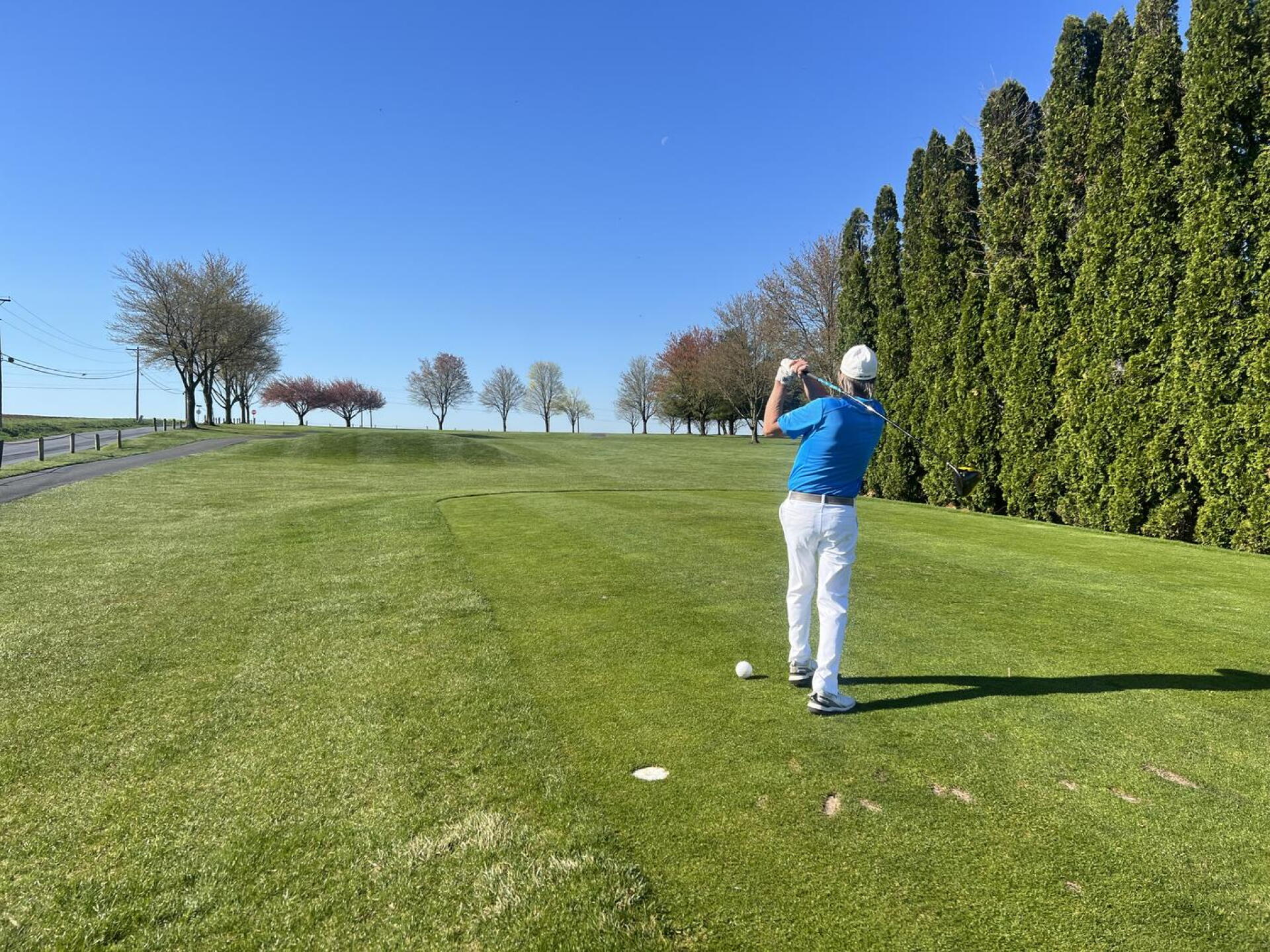 Dog leg right par 4 (Photo submitted by scooby6414 on 04/13/2023)