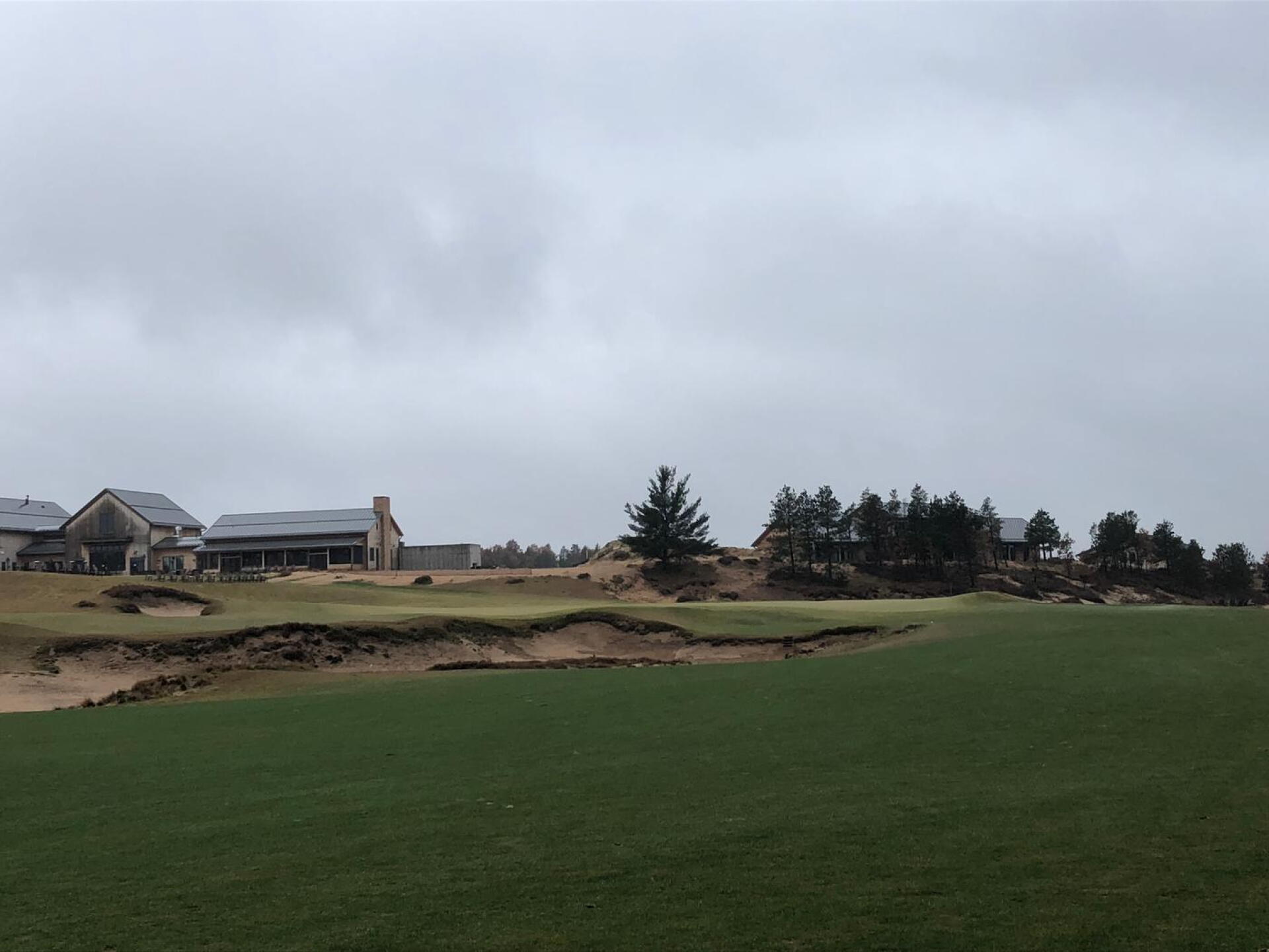 Hole 18 - Par 5 (Photo submitted by BryanTweed16 on 10/30/2018)