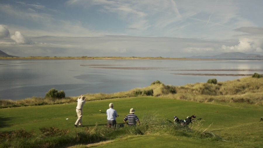 Dooks Golf Club in Ireland - hole 4 tee