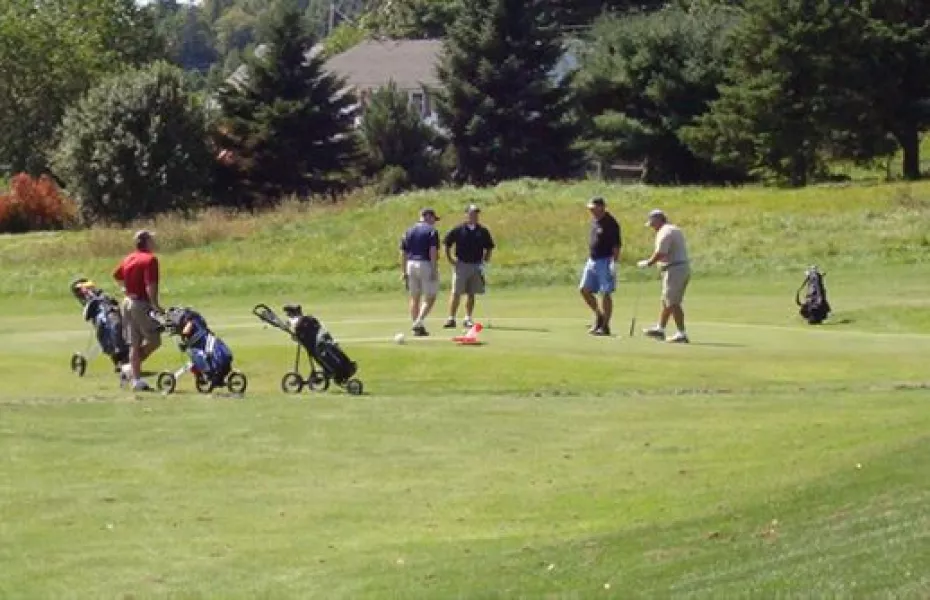 Sonny's Par-3 & Driving Range