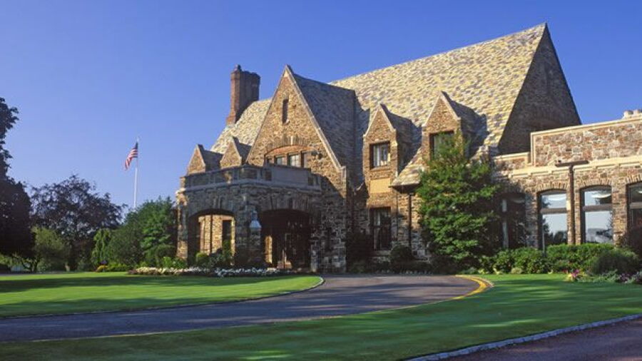 Winged Foot GC: Clubhouse