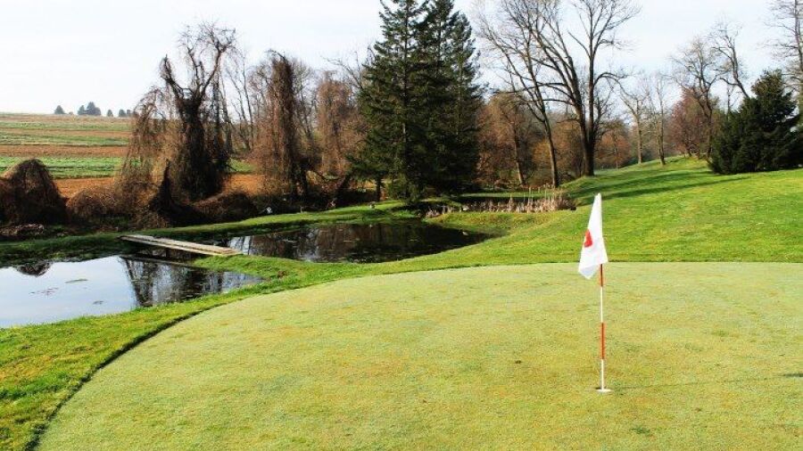 Rolling Acres GC: #16