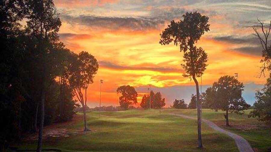 Knight's Play Golf Center