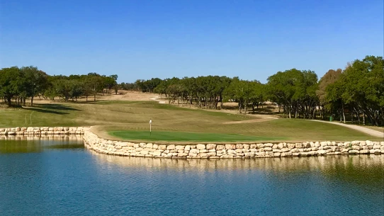 Kissing Tree Golf Club