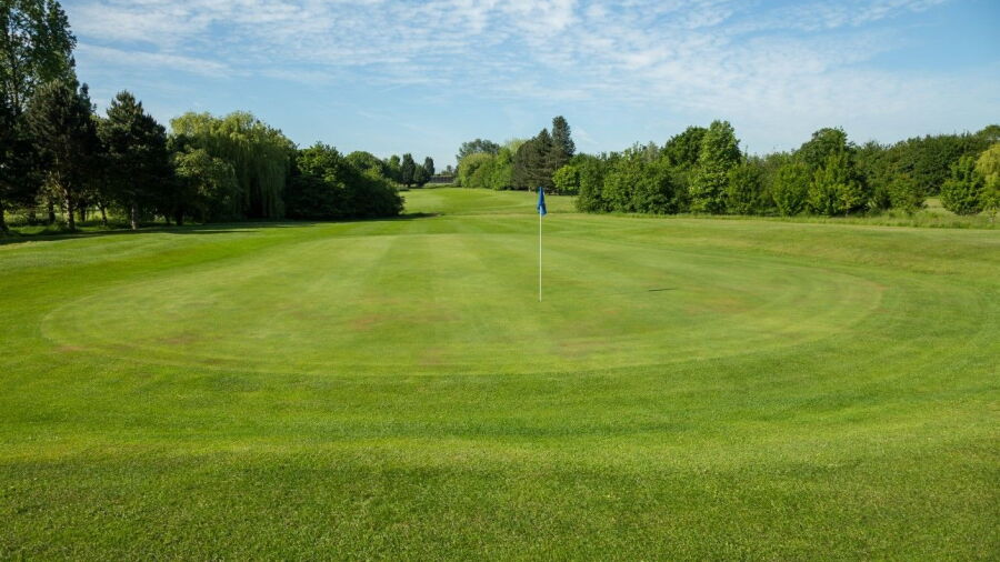 Cheshunt Park: #15