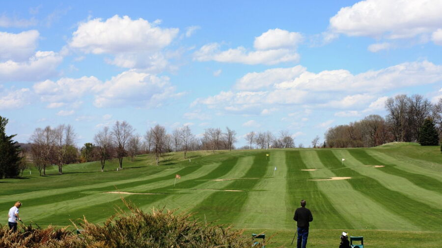 Park Hills GC: Driving range