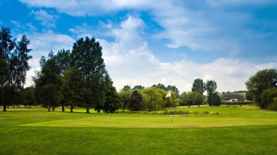 17th green at Clays