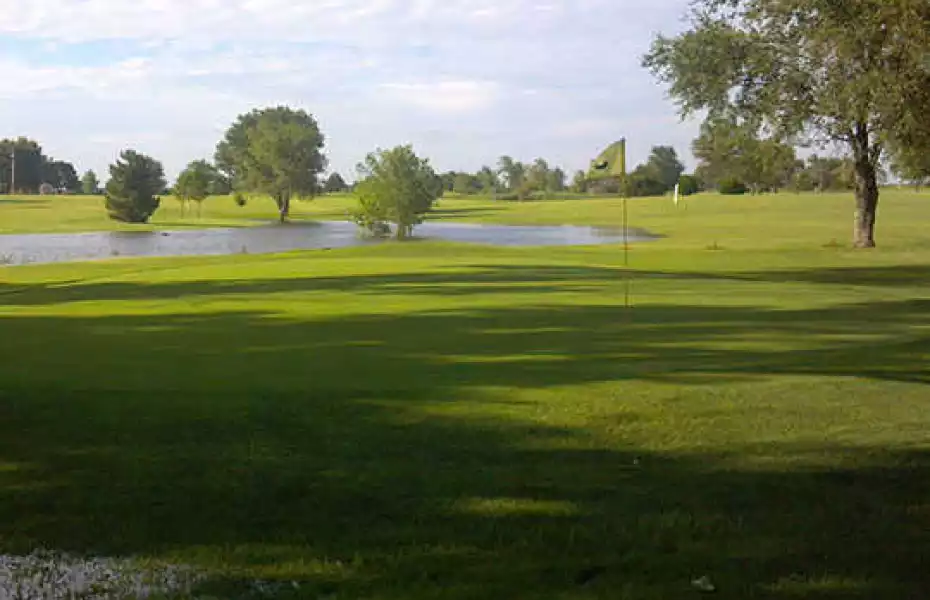 Tee Time Golf & Cafe