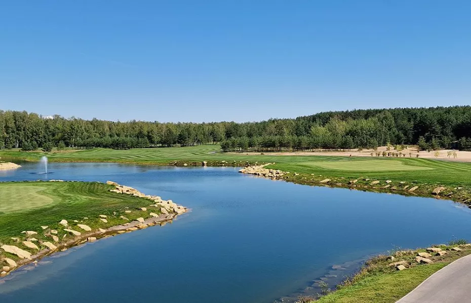 AK Bars Golf Resort: #12, #6