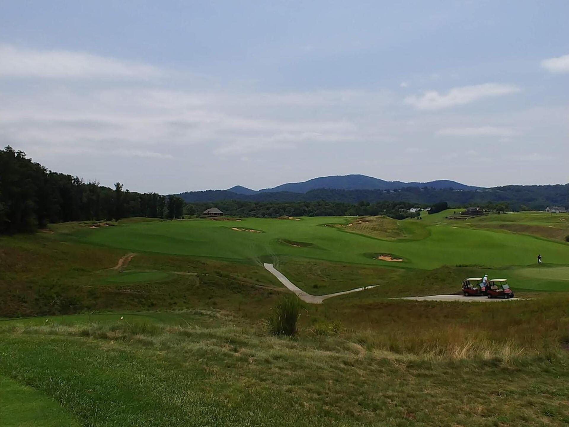 Tee box of the par 5, #2. (Photo submitted by Bombtech6316 on 08/08/2018)