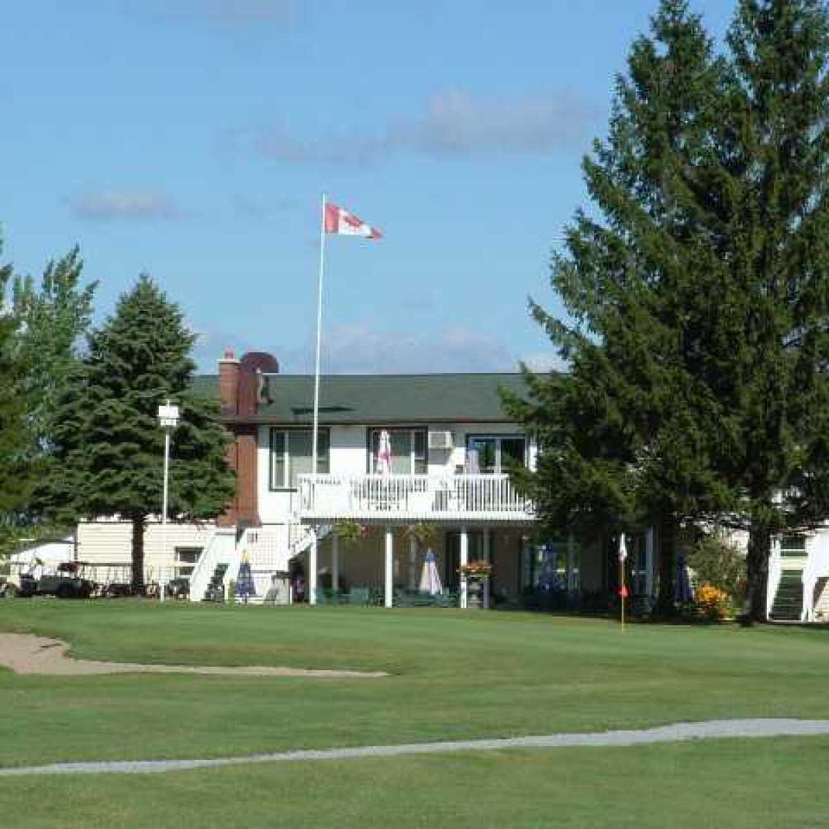 Sunnybrae Golf Course Meadow/Links in Port Perry, Ontario, Canada