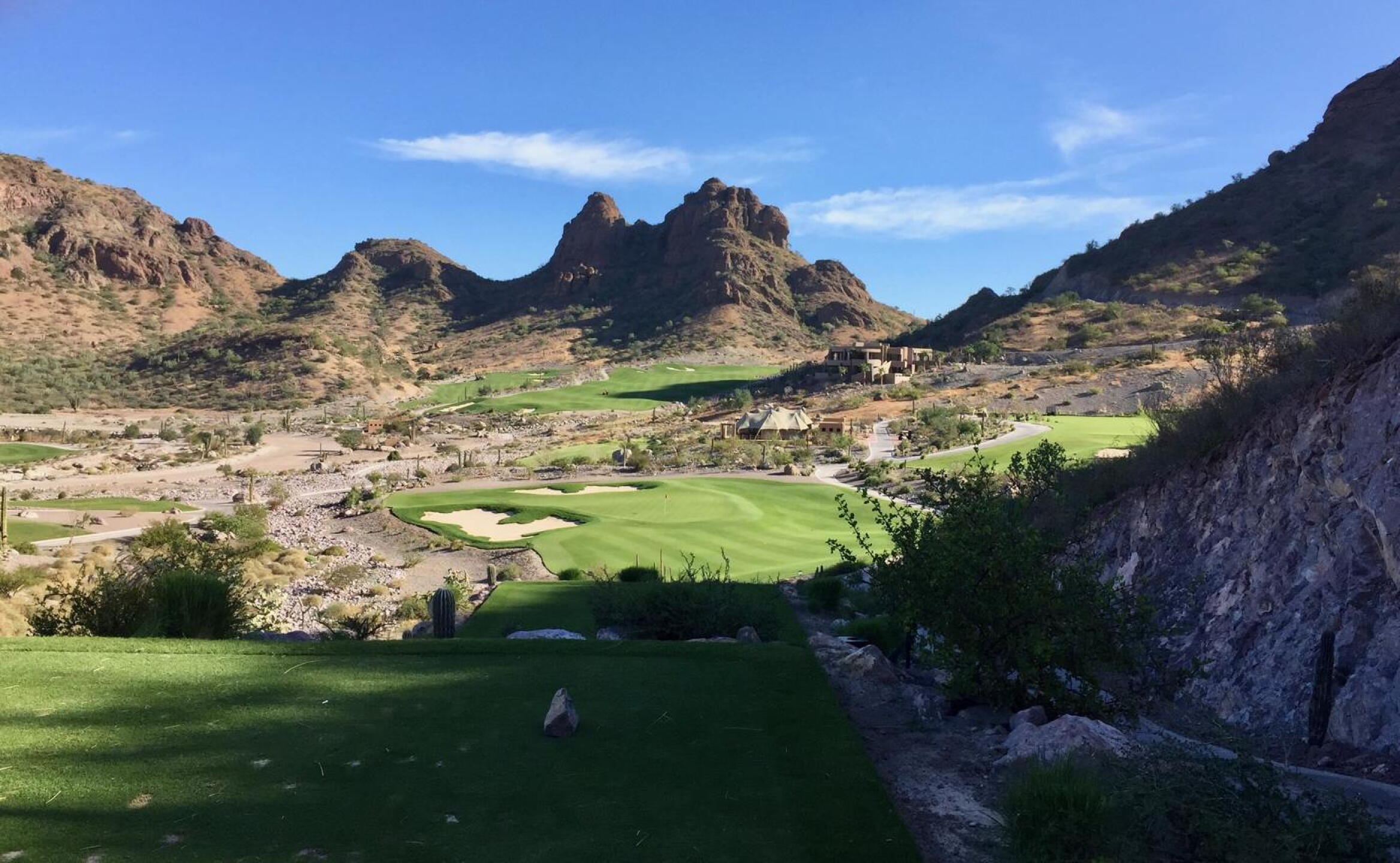 The drop-shot par-3 9th at Danzante Bay is trickier than it looks, especially in the wind. (Photo submitted by TimGavrichGP on 12/29/2017)