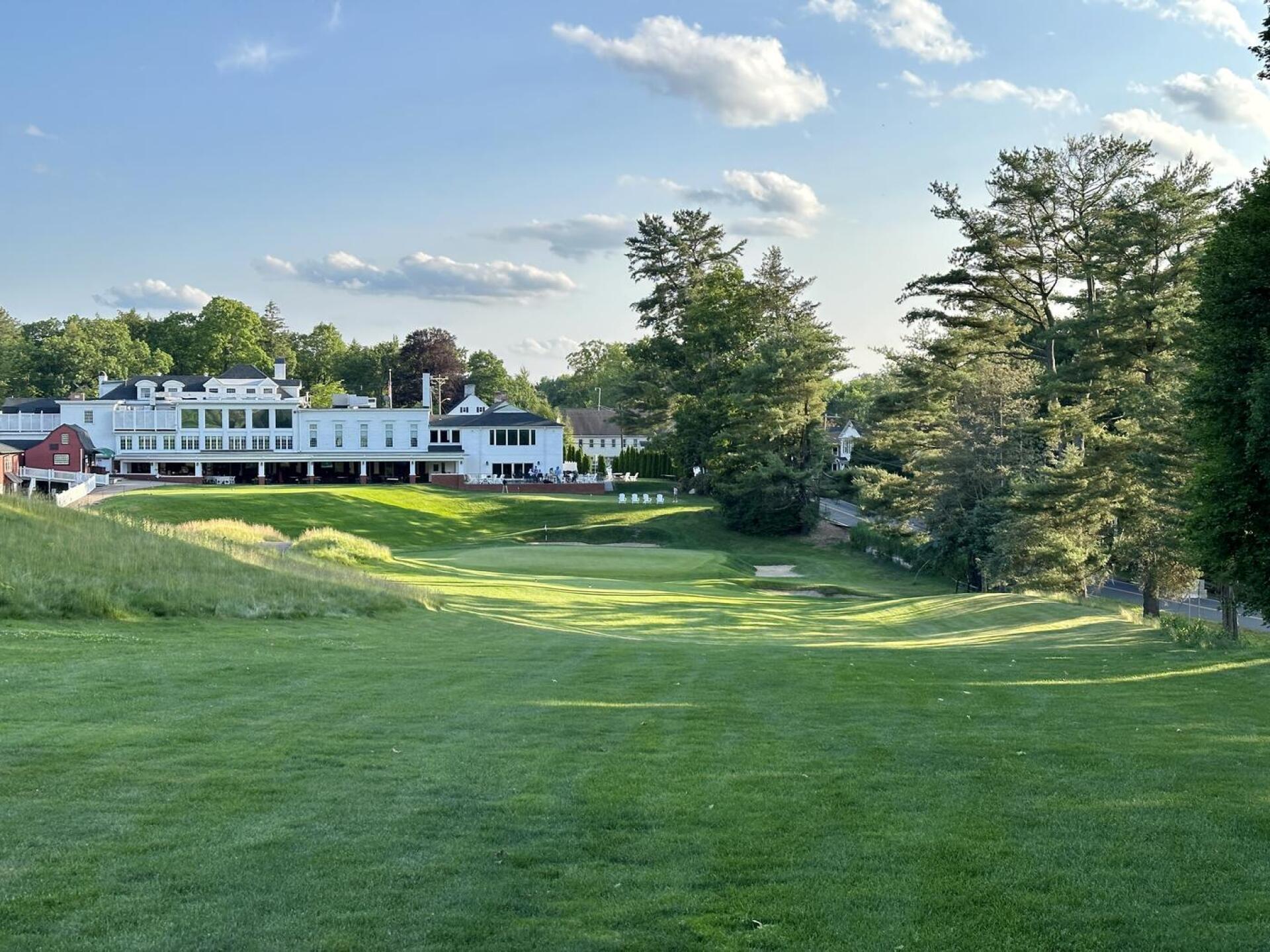 Country Club of Farmington, hole 18 (Photo submitted by TimGavrichGP on 11/28/2023)