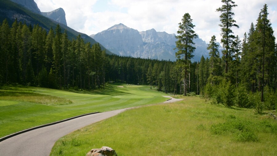 Stewart Creek Golf and Country Club - hole 5