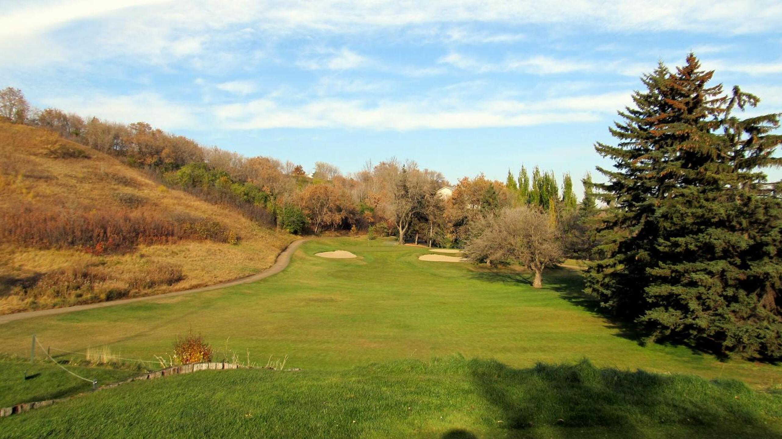 Highlands Golf Course, Hole 16, Par 3, 138 yds (Photo submitted by DYakimec on 06/09/2016)