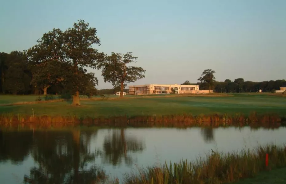 Whittlebury Park GCC: Clubhouse