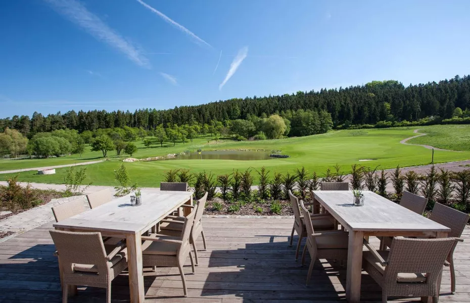 Weimarer Land Golf Resort: Clubhouse terrace