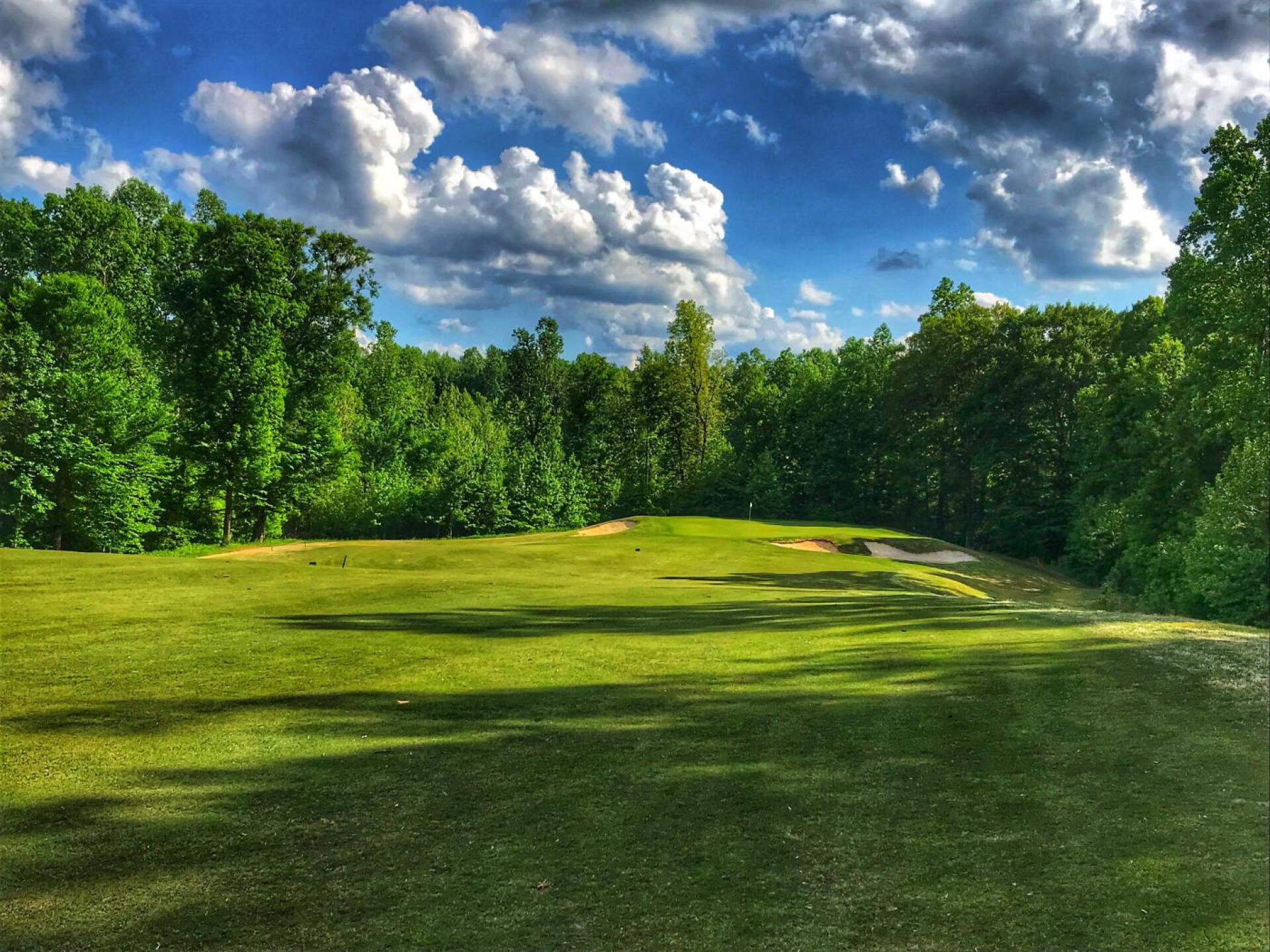 The par-5 15th (Photo submitted by MikeBaileyGolf on 05/15/2019)