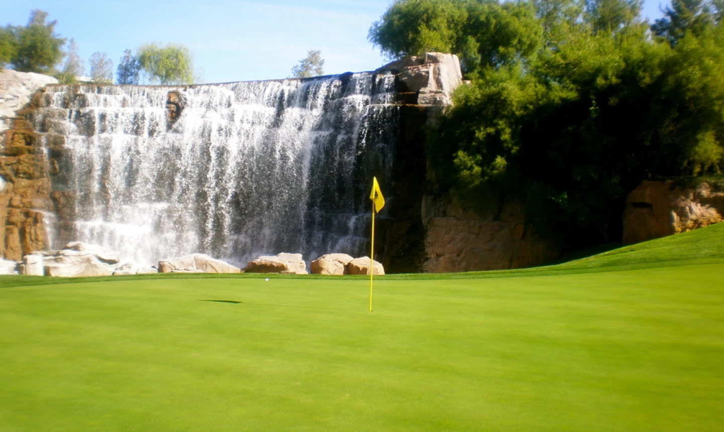 Wynn Golf Club in Las Vegas - hole 18 green