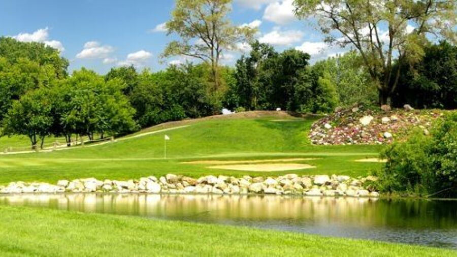 Water's Edge GC