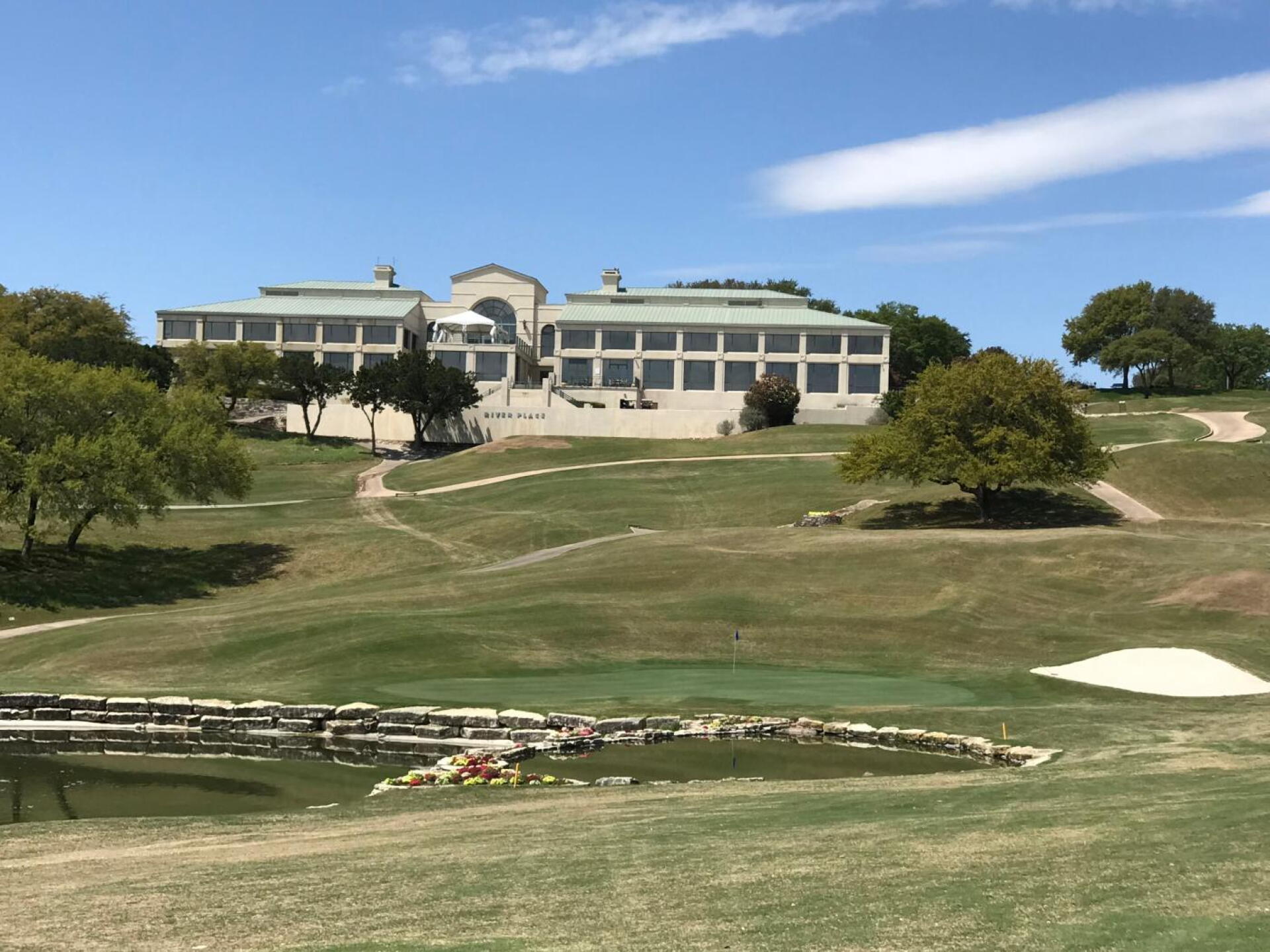 The River Place mausoleum (Photo submitted by theglasseyegolfer on 06/12/2019)