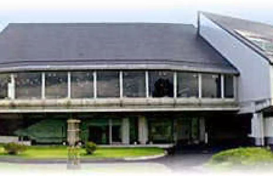 Canary Garden CC: Clubhouse