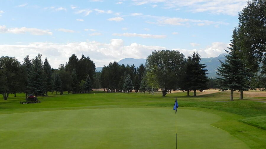 Windermere Valley GC: #1