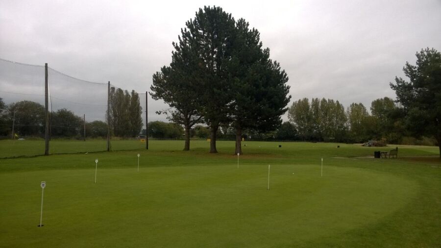 Malkins Bank: putting green