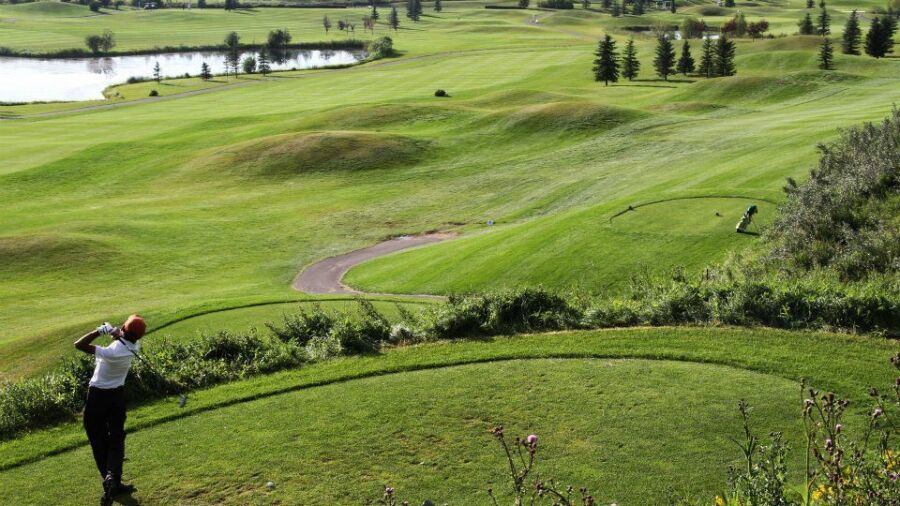 McKenzie Meadows GC