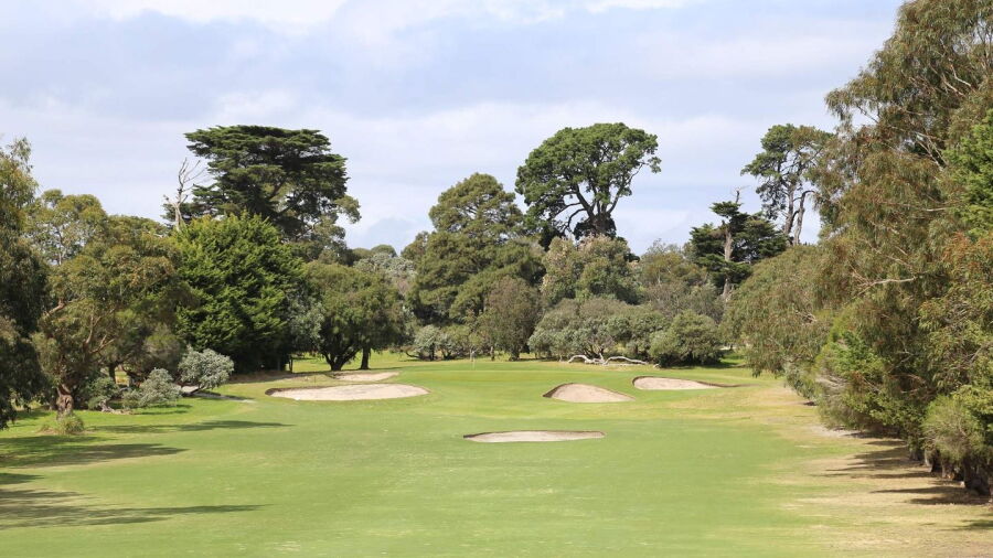 Cheltenham Golf Club: 1st hole
