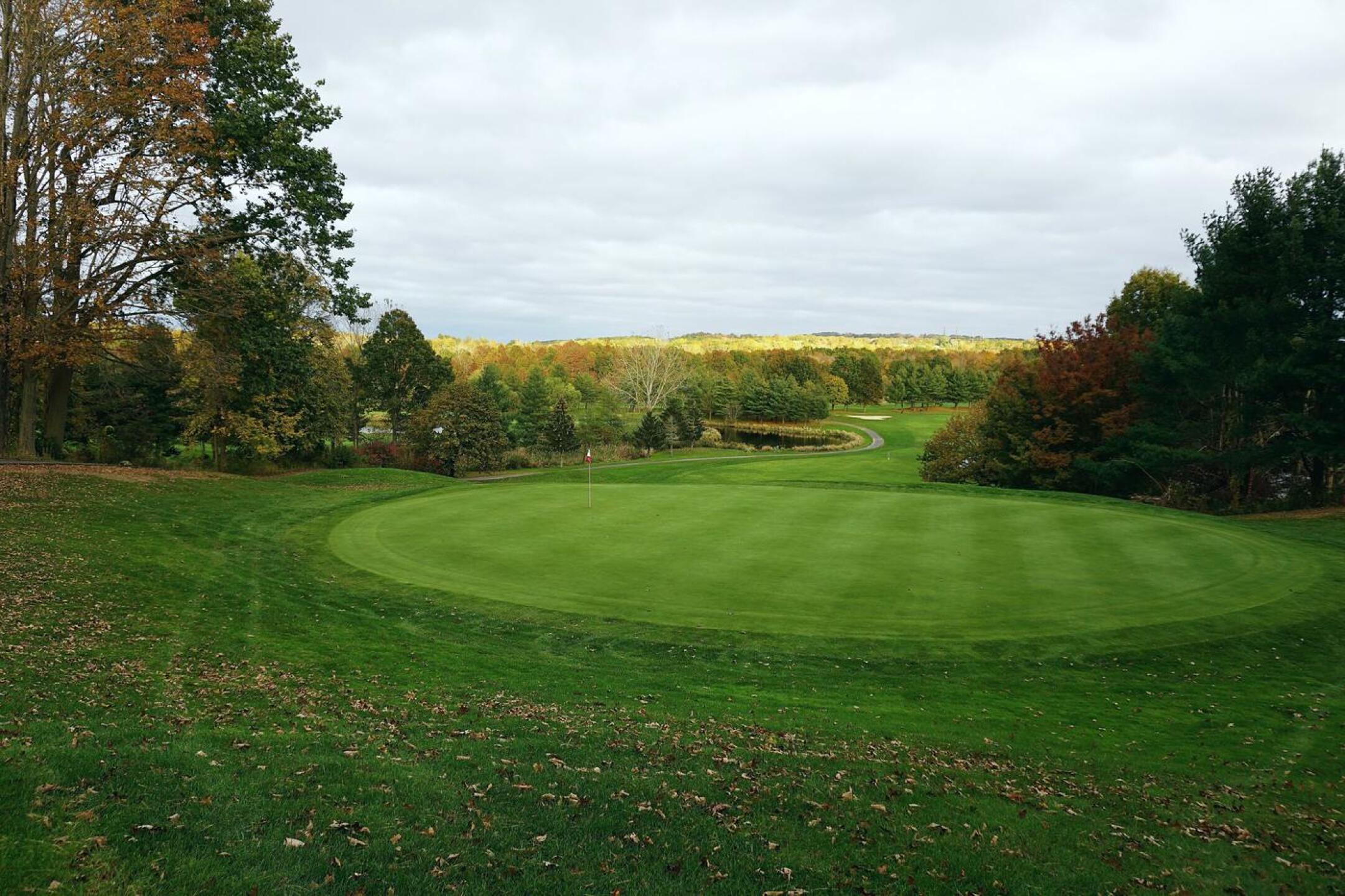 Eighteen, 40 minutes prior to sunset: A 554-yard par-5, with its green set upon a large plateau. (Photo submitted by AptlyLinked on 10/29/2021)