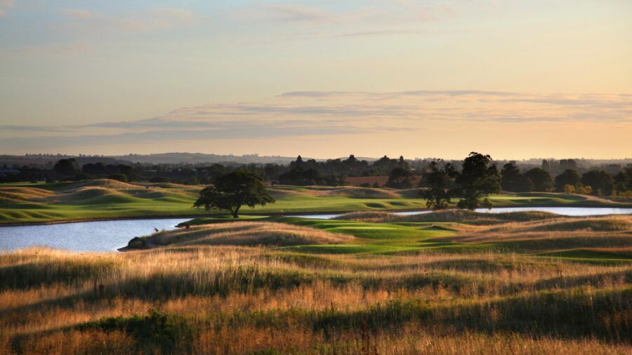 8th at The Oxfordshire Golf Club