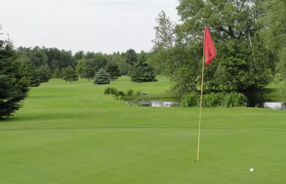 Club De Golf L'Emeraude
