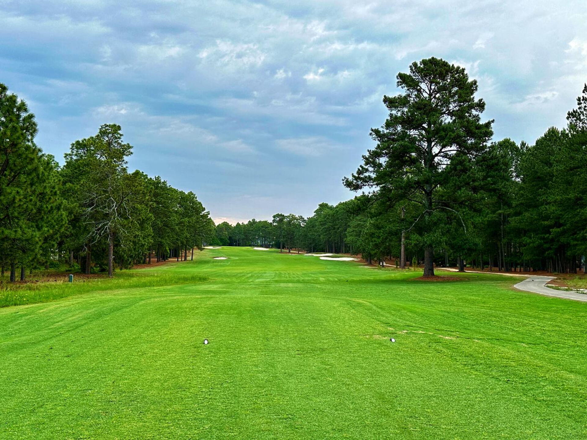Pinehurst No. 6. hole 1 (Photo submitted by TimGavrichGP on 11/09/2024)