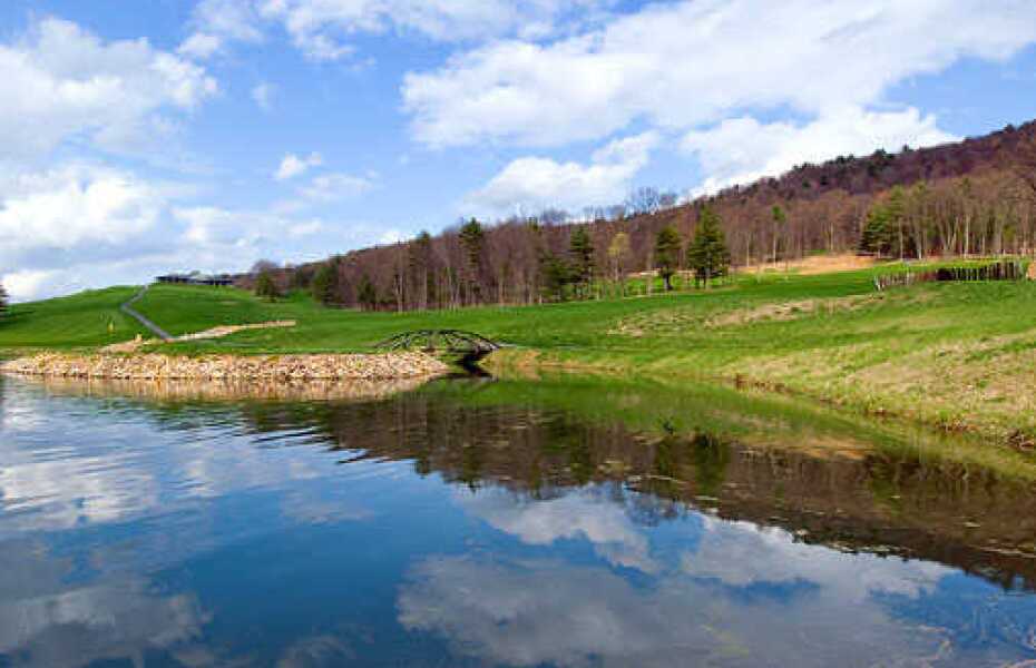 The Highlands Golf Club at Fisher Mountain in Franklin, West Virginia