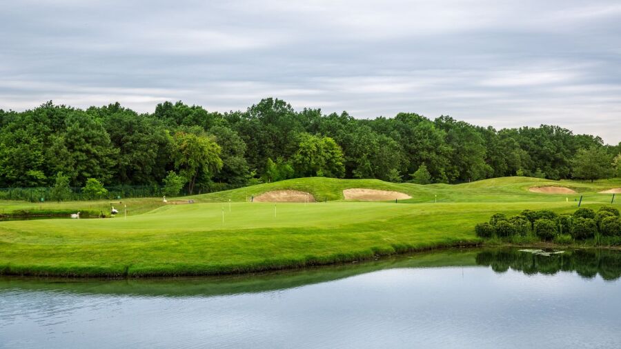 Selkirk GC: Practice area