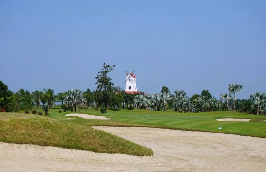 Happy City Golf & Resort