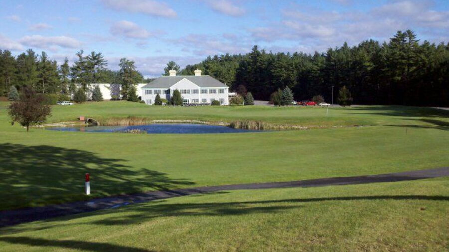Townsend Ridge CC: clubhouse