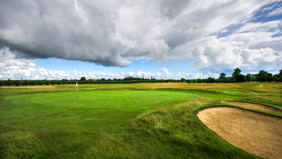 Hampton Court Palace GC