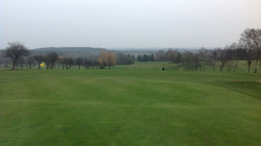 Barnsley GC: 18th green