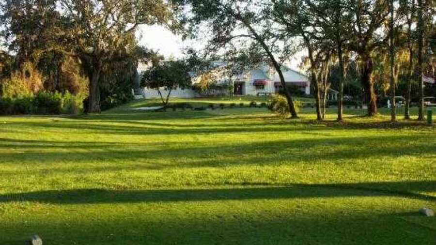 Links of Lake Bernadette: Clubhouse